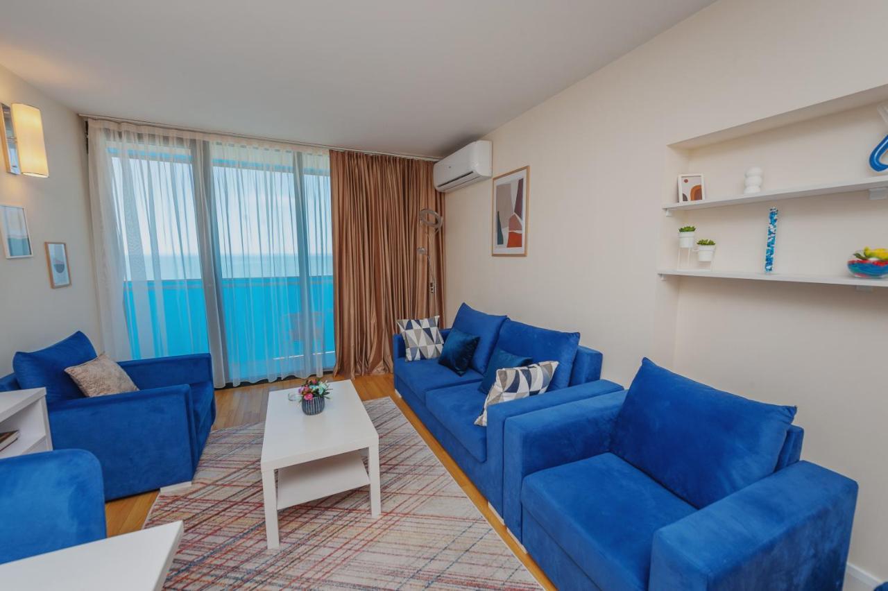 Panorama Aparthotel Orbi City Batumi Exterior foto