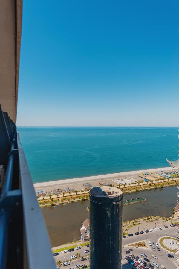 Panorama Aparthotel Orbi City Batumi Exterior foto